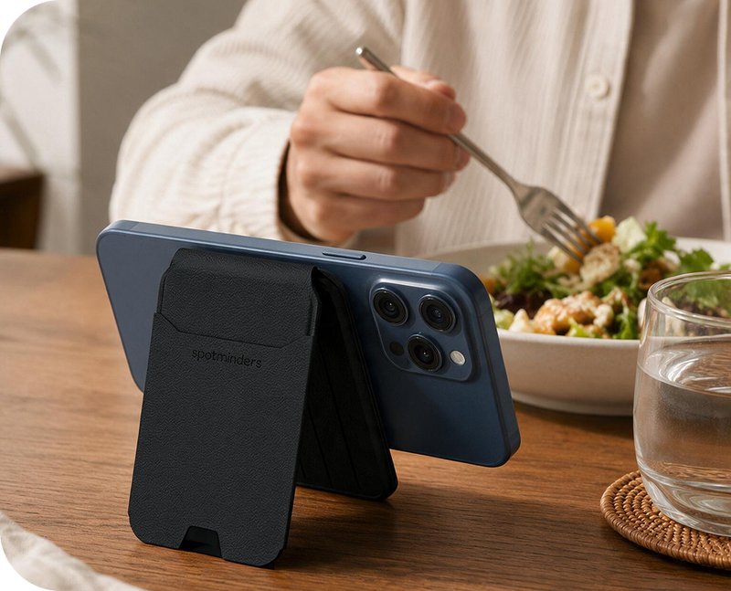 Lunch, hands-free